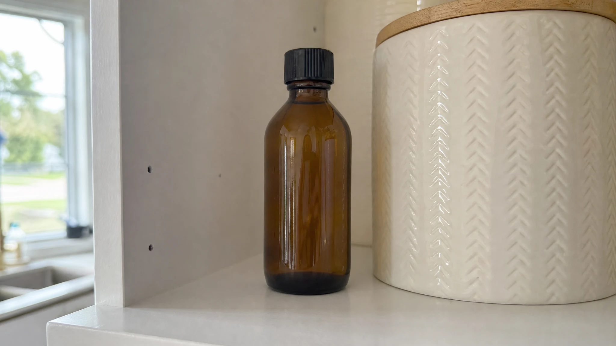 Does Peppermint Oil Expire? Oxidation and Shelf-Life Figures
